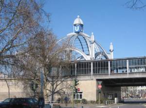 Klicken zum Vergrößern (U-Bahnhof Nollendorfplatz, Goya, Motzstra�e, Markt am Winterfeldtplatz)