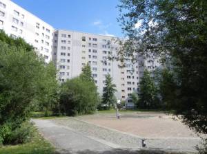 Klicken zum Vergrößern (Dierhagener Straße, Berlin - Neu-Hohenschönhausen, Malchower Auenpark, Barther Pfuhl)