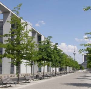 Klicken zum Vergrößern (Paul-Löbe-Allee, Berlin-Tiergarten und Berlin-Mitte, Bundeskanzleramt, Reichstag)