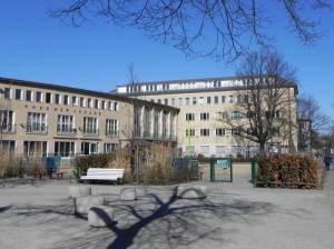 Klicken zum Vergrößern (Nauener Platz, Berlin-Wedding, Haus der Jugend)