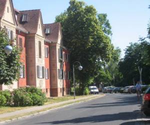 Klicken zum Vergrößern (August-Bebel-Platz, Kleinmachnow, )