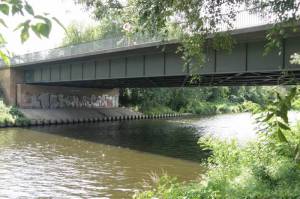 Klicken zum Vergrößern (Eugen-Kleine-Br�cke, Lichterfelde)