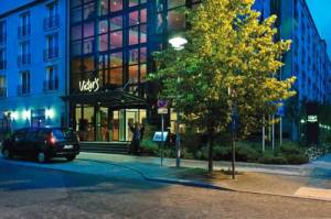  (Victor’s Residenz-Hotel Berlin, Am Friedrichshain 17, 10407 Berlin) 