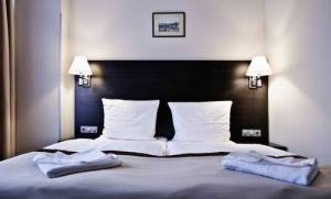  (Ivbergs Hotel Premium, Kleiststr. 9-12, 10787 Berlin) 