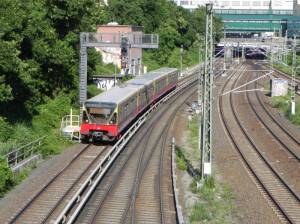 Ausfahrt in Richtung Gesundbrunnen (2011) S-Bahnhof Schönhauser Allee, Prenzlauer Berg