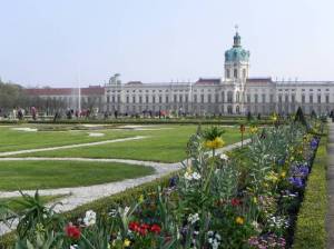 Barockgarten mit Fontäne und Schloss (2011) Barockgarten, Berlin-Charlottenburg, Schlosspark Charlottenburg