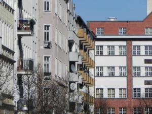 Klicken zum Vergrößern (Antonstraße, Berlin-Wedding, Leopoldplatz, Volkshochschule, Wedding-Schule)
