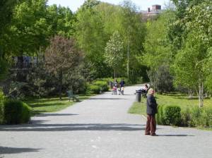Klicken zum Vergrößern (Bethaniendamm, Berlin-Kreuzberg, Kunstquartier Bethanien, Kinderbauernhof, Mariannenplatz, Luisenstädtischer Kanal)