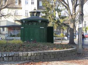 Klicken zum Vergrößern (Fellbacher Platz, Berlin-Hermsdorf, Wochenmarkt)