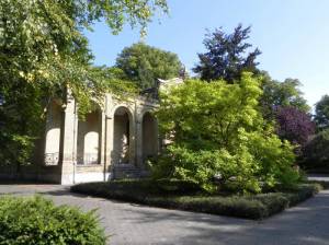 Klicken zum Vergrößern (Freienwalder Straße, Berlin-Gesundbrunnen, Friedhof der Sophiengemeinde III)