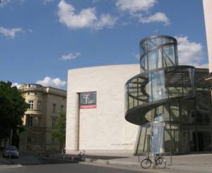 Pei-Anbau des Deutschen Historischen Museums (2010) Hinter dem Gießhaus, Berlin-Mitte, 