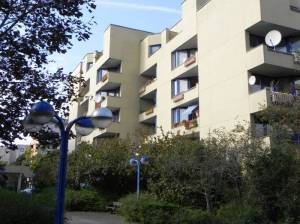 Klicken zum Vergrößern (Michael-Bohnen-Ring, Berlin-Neukölln, High-Deck-Siedlung)