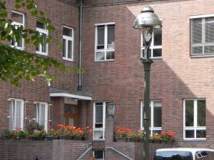 Klicken zum Vergrößern (Salzbrunner Straße, Berlin-Schmargendorf, Graues Kloster)