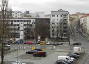 Klicken zum Vergrößern (Friedenstraße, Berlin-Friedrichshain, Volkspark Friedrichshain, Auferstehungskirche, Umweltforum, Friedhöfe, Spartacus-Grundschule, Polizeiabschnitt 57)