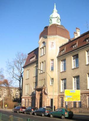  Ehemaliges Deutsches Zuckermuseum in Wedding, Maßvoller Umgang erspart oft den Zahnarzt.