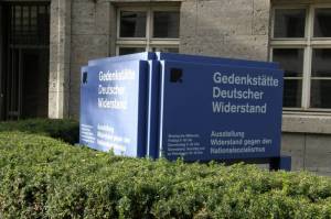 Gedenkstätte Deutscher Widerstand, Bendlerblock (2009) Gedenkstätte Deutscher Widerstand, Berlin-Tiergarten, Kulturforum, Großer Tiergarten