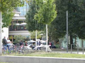 Harry-Bresslau-Park (2014) Harry-Bresslau-Park, Berlin Steglitz, Schloßstraße, Bierpinsel