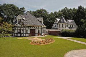  Burgschlösschen Brieselang, Pausiner Weg 77, 14656 Brieselang