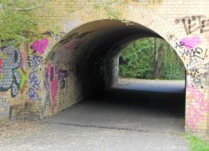 Fußgängerunterführung Planetenstraße (2011) Fußgängerunterführung Planetentraße, Berlin-Baumschulenweg, Mauerweg, Heidekampgraben, Gartenkulturpfad